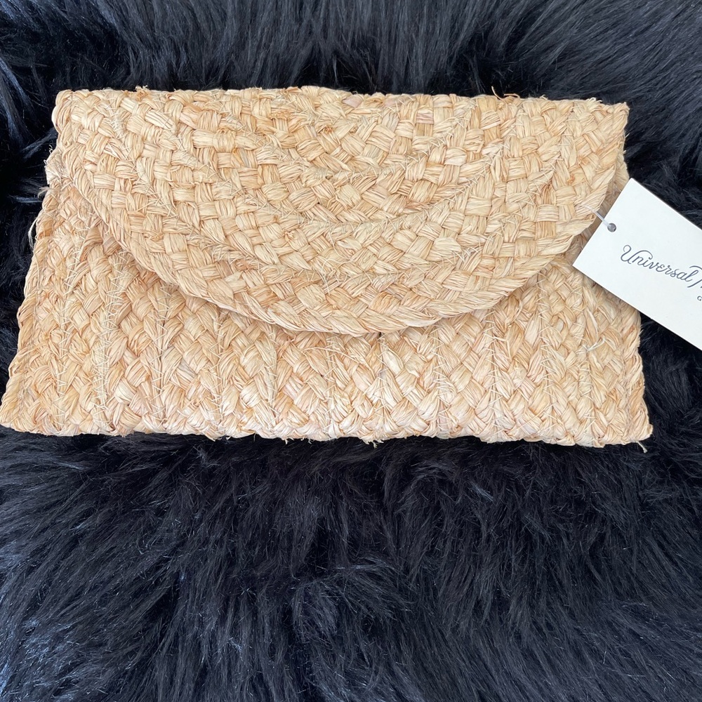 Universal Thread Clutch